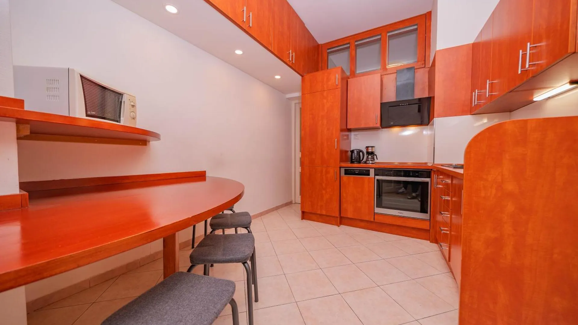 2 Bob'S Apartment - 2 Bedrooms With King Size Beds Prague